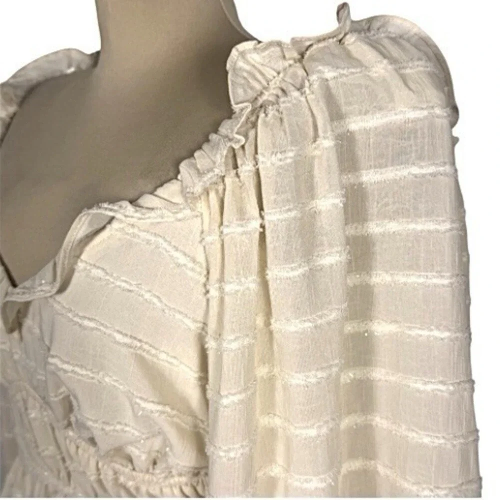 Astr The Label Top Womens M‎ Cream Puff Sleeve Sweetheart Neck Ruched Ruffle